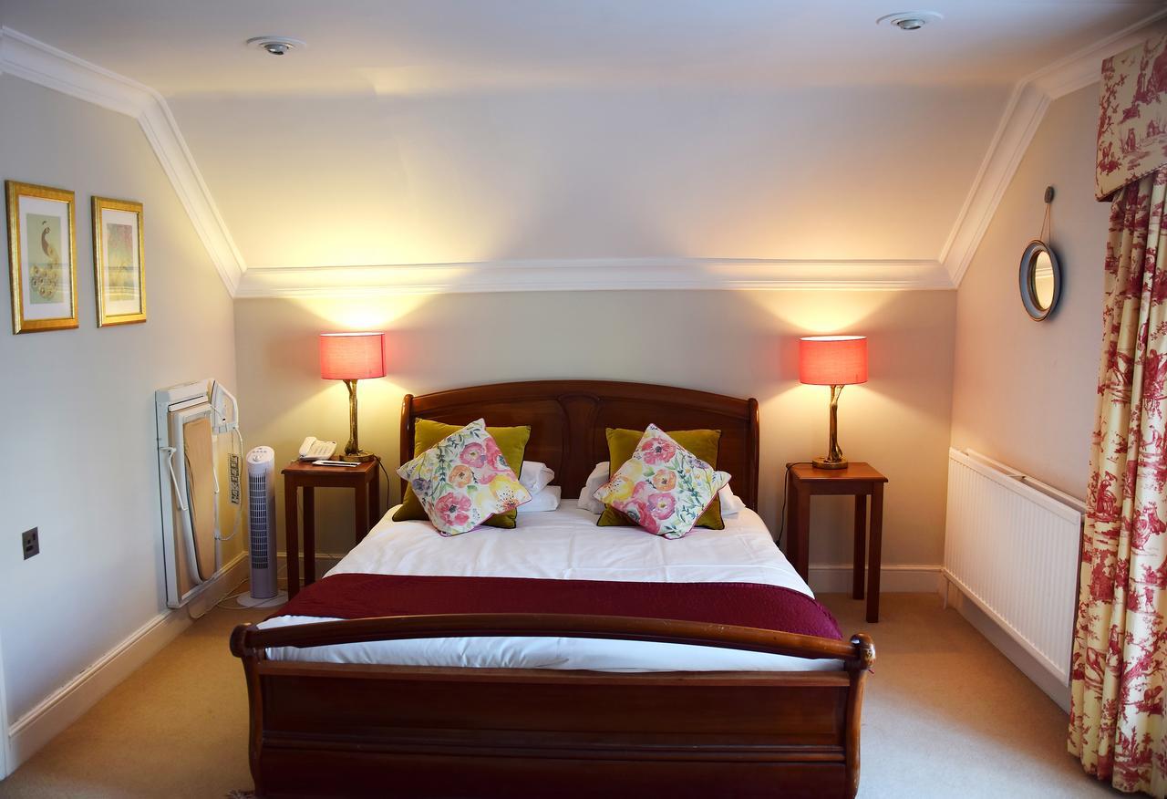 Hotel Esseborne Manor Hurstbourne Tarrant Exterior foto