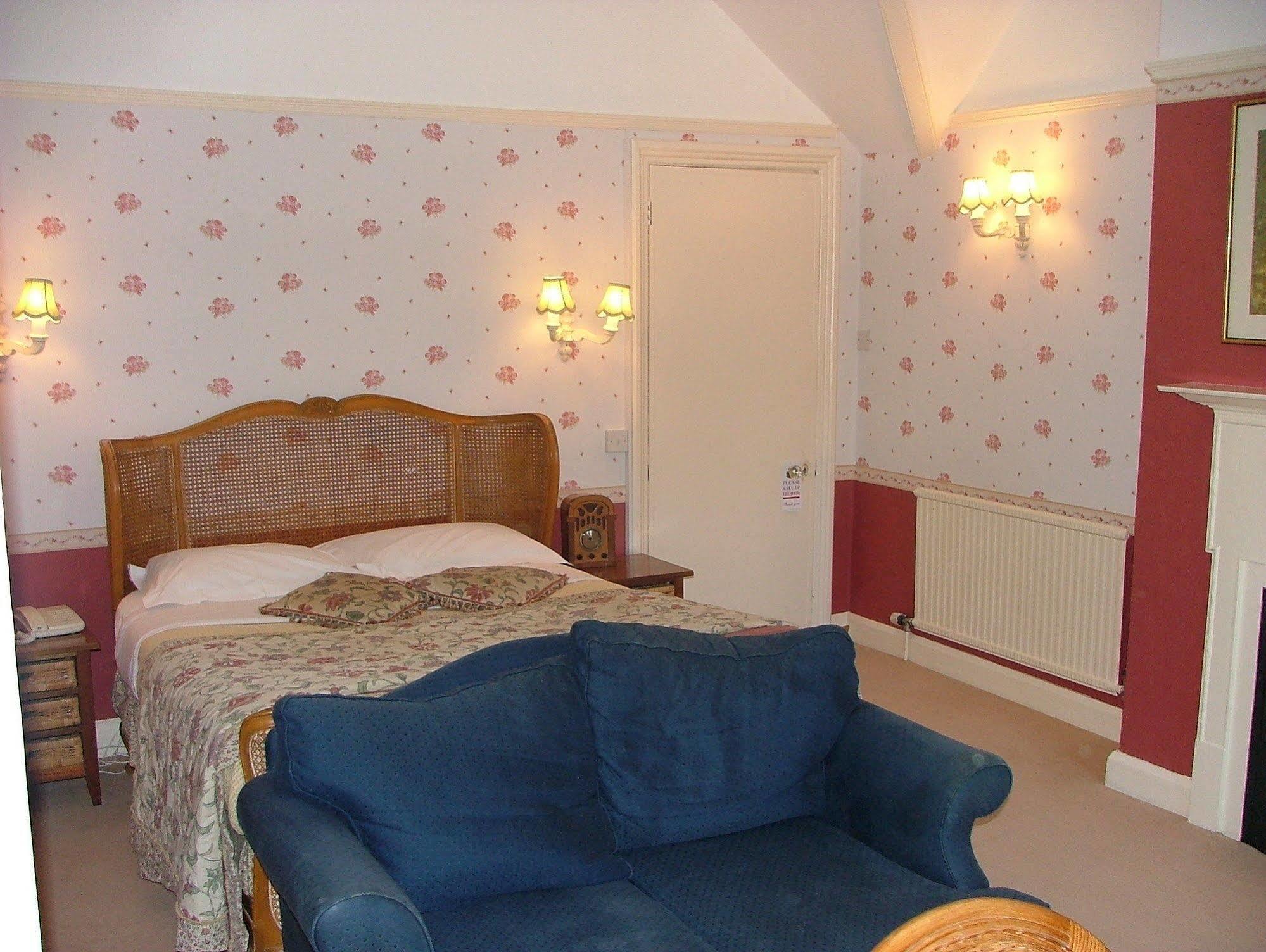 Hotel Esseborne Manor Hurstbourne Tarrant Exterior foto