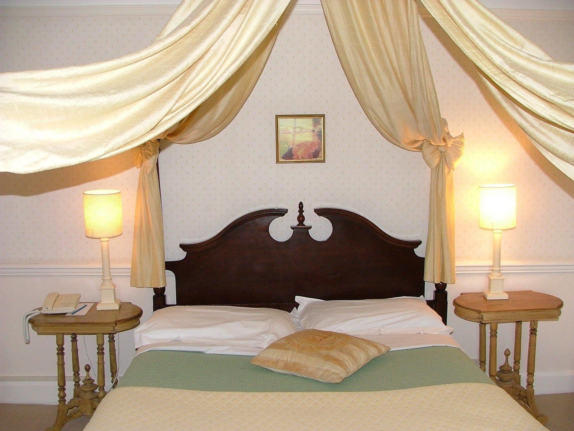 Hotel Esseborne Manor Hurstbourne Tarrant Exterior foto