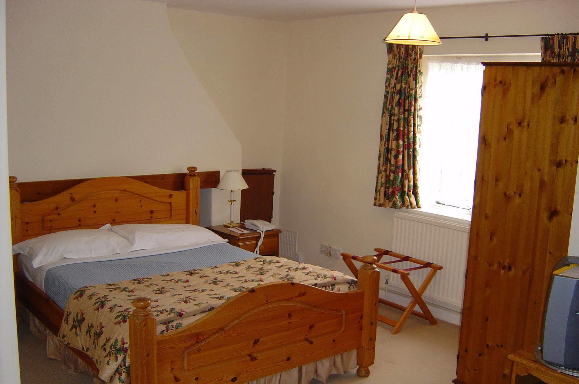 Hotel Esseborne Manor Hurstbourne Tarrant Exterior foto